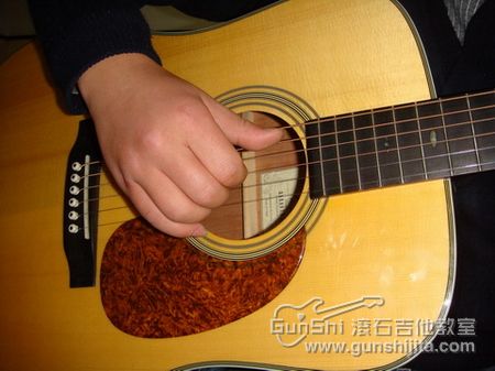 吉他右手手型